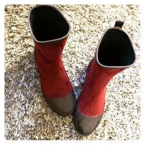 Beautiful suede and rubber boots